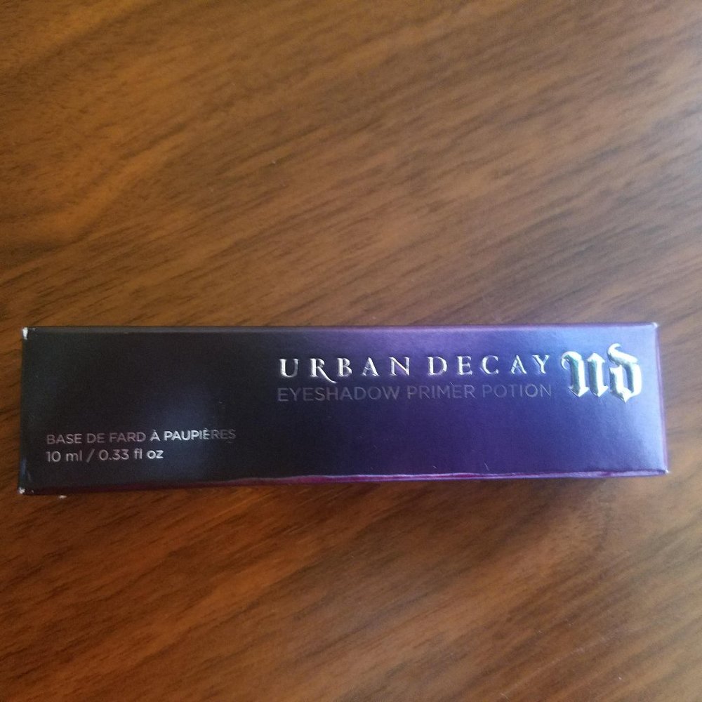 Urban Decay Eyeshadow Primer in Sin